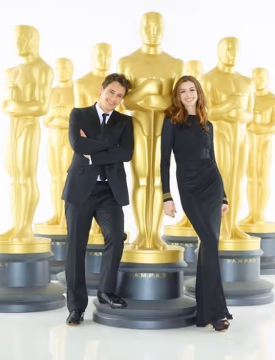 James Franco and Anne Hathaway Photo